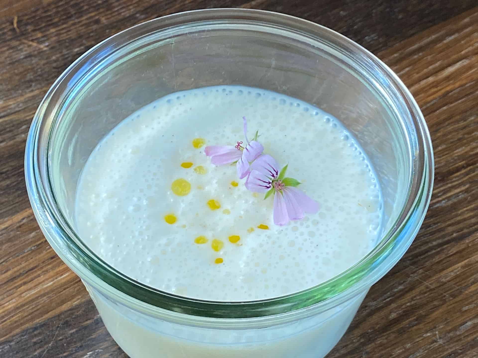 Koldskål med masser af vanilje